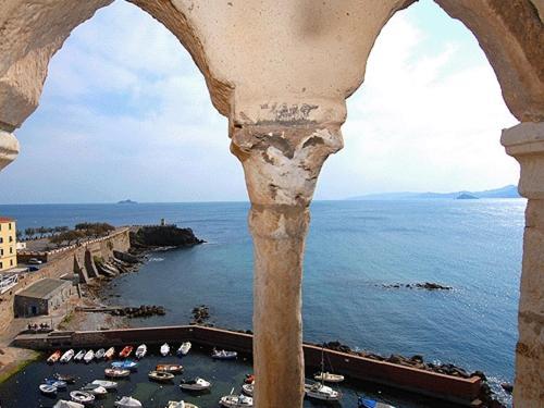 Tre Orologi Hotell Piombino Exteriör bild